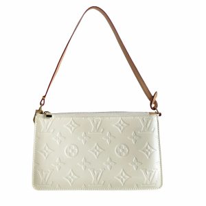 Vintage Louis Vuitton Monogram Vernis Pochette Mini Shoulder Bag in Cream | NITRYL