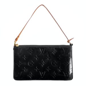 Vintage Louis Vuitton Vernis Pochette Mini Bag in Black | NITRYL