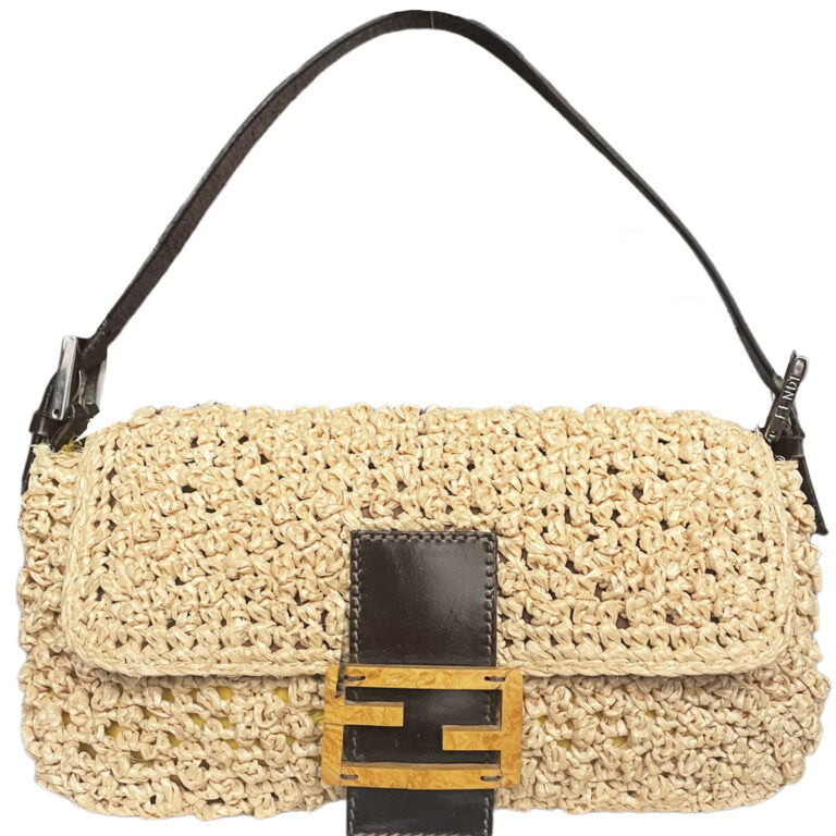 Vintage Fendi Woven Straw Shoulder Baguette Bag in Beige | NITRYL