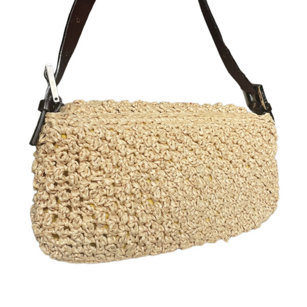 Fendi Woven Straw Shoulder Baguette Bag in Beige - Image 4