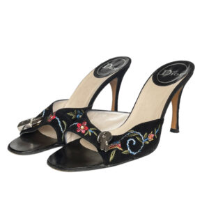 Vintage Dior Embroidered Lock Heels in Black UK 6 | NITRYL