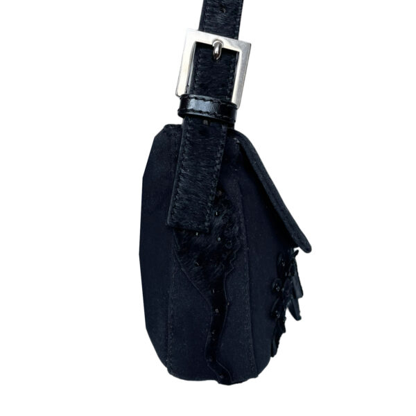 Fendi Beaded Flower Shoulder Baguette Bag with Calfskin Detailing - Image 4