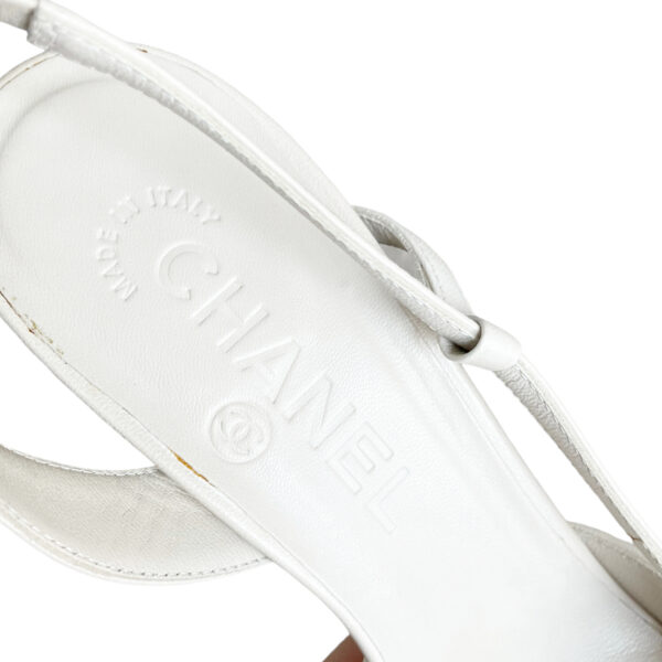 Chanel Logo Bow Slingback Heels in Off White / Beige UK 3 - Image 5