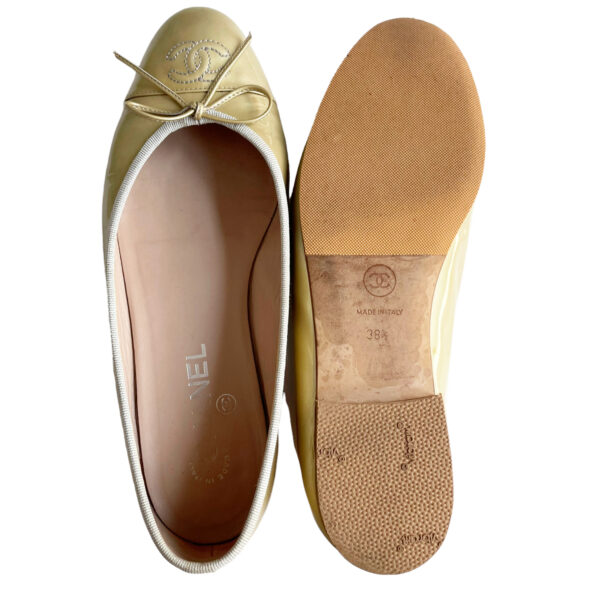 Chanel Bow Patent Leather Ballet Flats in Gold UK 5.5 - Image 6
