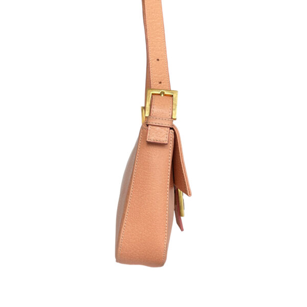 Fendi Leather Shoulder Baguette Bag in Peach Pink - Image 3