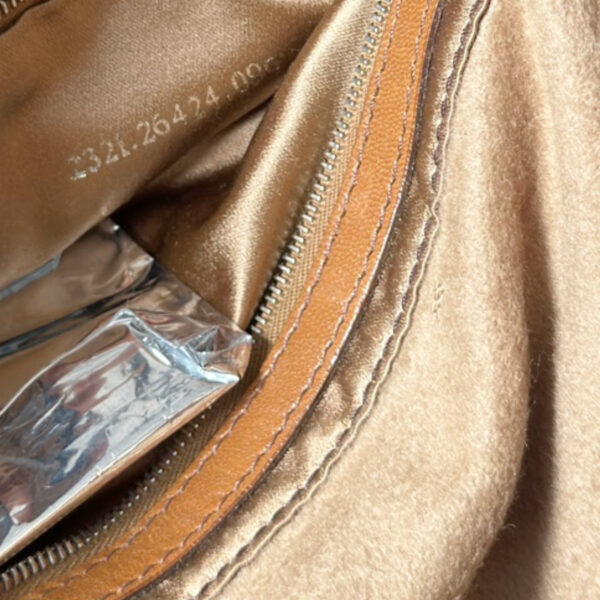 Fendi Felt Calfskin Flower Beaded Baguette in Brown - Image 10