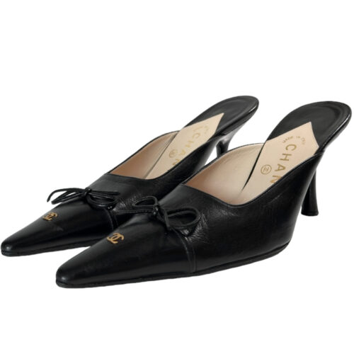 Vintage Chanel Bow Logo Mule Heels in Black / Gold UK 5 | NITRYL