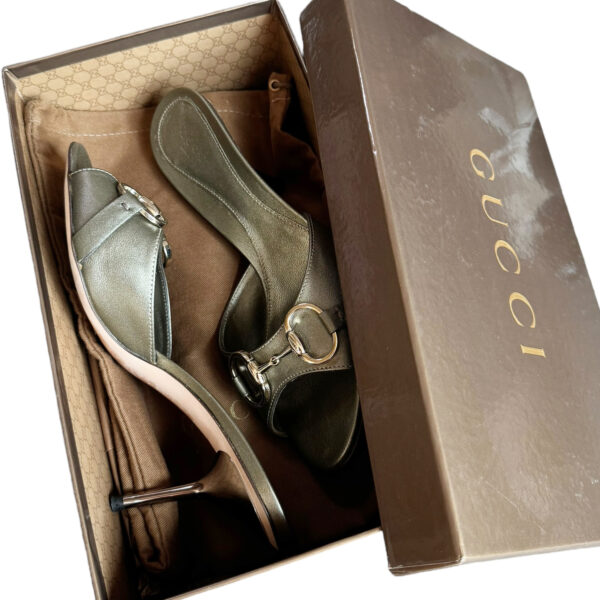 Gucci Leather Horsebit Heels in Metallic Pewter / Gold UK 4 - Image 5