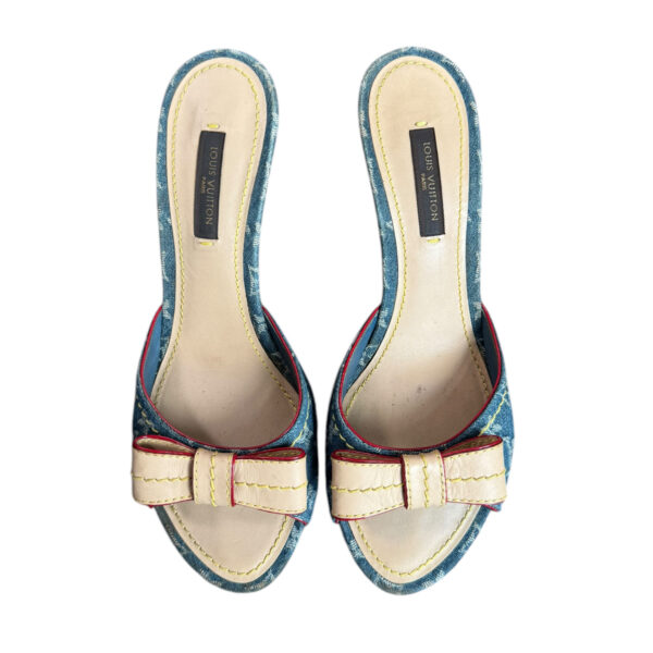 Louis Vuitton Monogram Denim Bow Heels in Blue / Beige UK 3 - Image 2