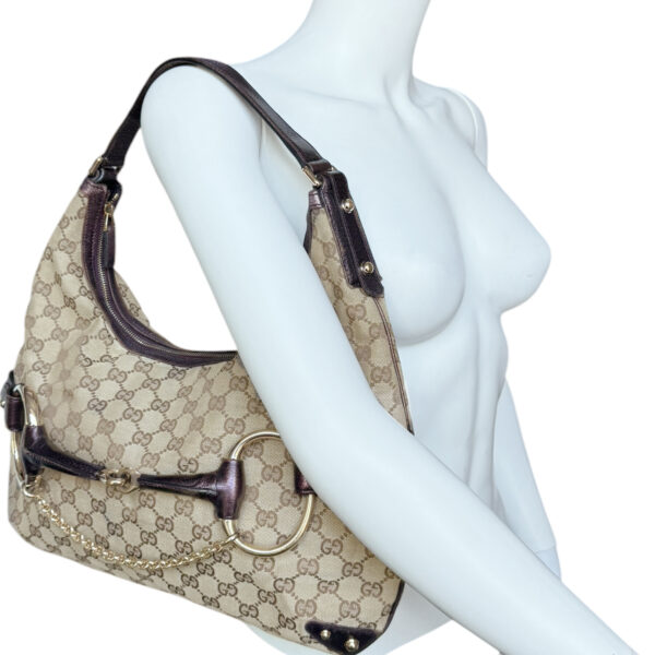 Gucci Monogram Horsebit Shoulder Bag in Beige / Gold / Metallic Purple - Image 8