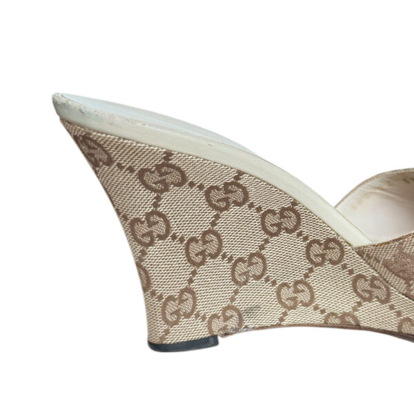 Gucci Monogram Bow Wedge Heels in Beige / Cream UK 4 - Image 5