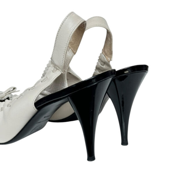 Chanel Bow Logo Slingback Heels in Cream / Black UK 3.5 - Image 4