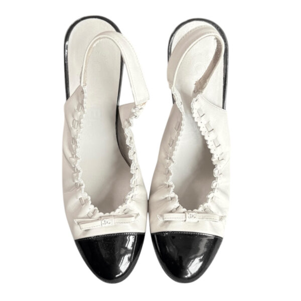 Chanel Bow Logo Slingback Heels in Cream / Black UK 3.5 - Image 3