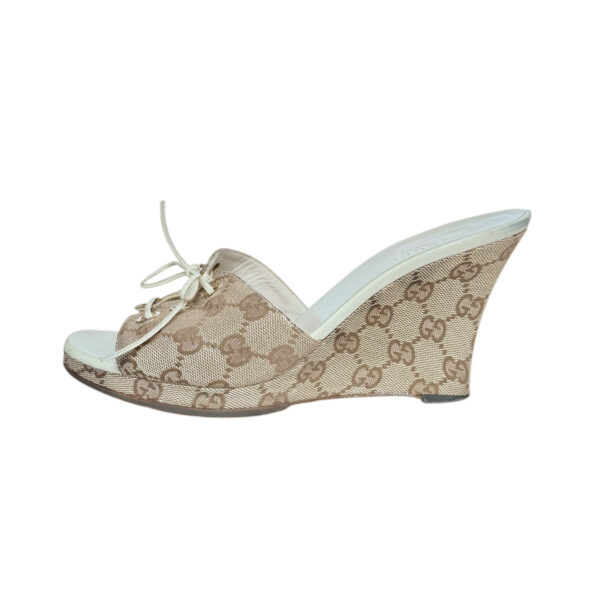 Gucci Monogram Bow Wedge Heels in Beige / Cream UK 4 - Image 2