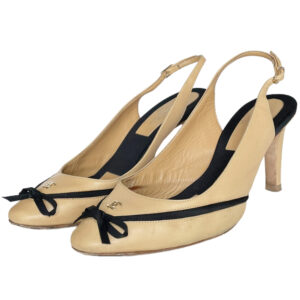 Vintage Chanel Bow Logo Slingback Heels in Beige / Black UK 3.5 | NITRYL