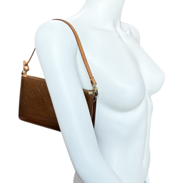 Louis Vuitton Monogram Vernis Pochette Shoulder Bag in Bronze Brown / Gold - Image 9