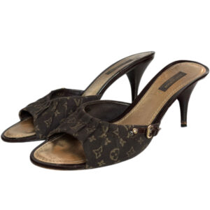 Vintage Louis Vuitton Monogram Buckle Heels in Brown / Gold UK 5 | NITRYL