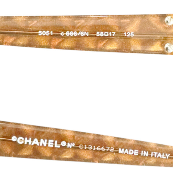 Chanel Logo Iridescent Polarised Sunglasses in Yellow-Beige / Gold - Image 3