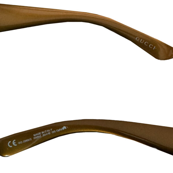 Gucci GG Logo Chunky Sunglasses in Gold - Image 3