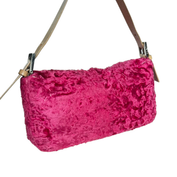 Fendi Fur Shoulder Baguette Bag in Hot Pink / Tan - Image 4