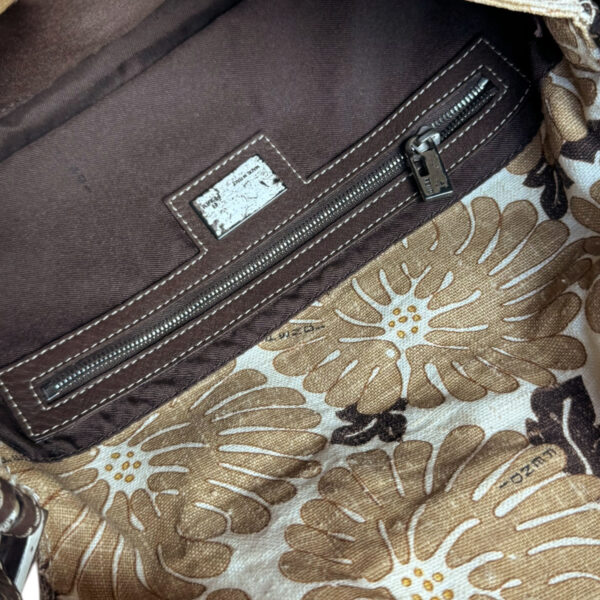 Fendi Floral Canvas Shoulder Baguette Bag in Beige / Brown - Image 6