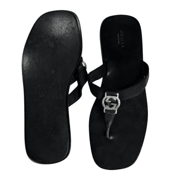Gucci Logo Thong Flip Flops in Black / Silver UK 6 - Image 3