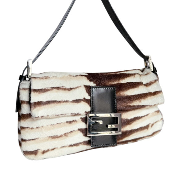 Fendi Striped Calfskin Shoulder Baguette Bag in White - Cream / Brown / Black - Image 2