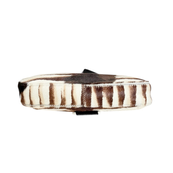Fendi Striped Calfskin Shoulder Baguette Bag in White - Cream / Brown / Black - Image 5
