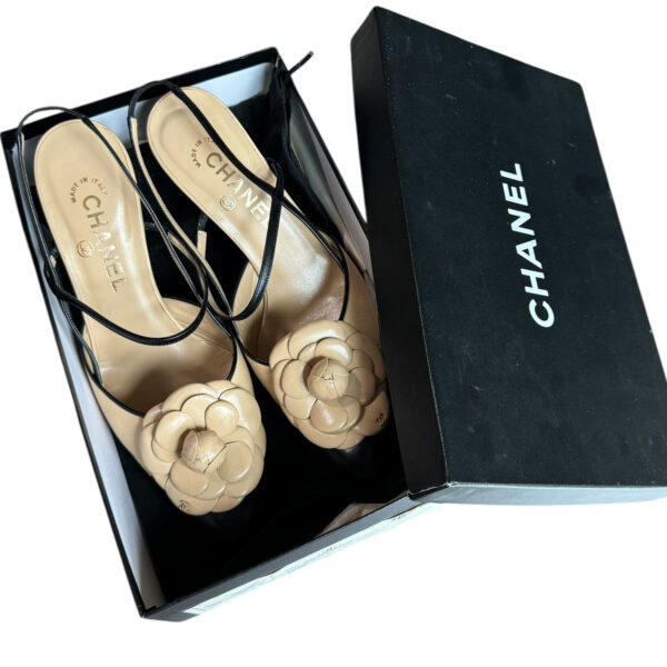 Chanel Camellia Logo Slingback Heels in Beige / Black UK 4 - Image 6