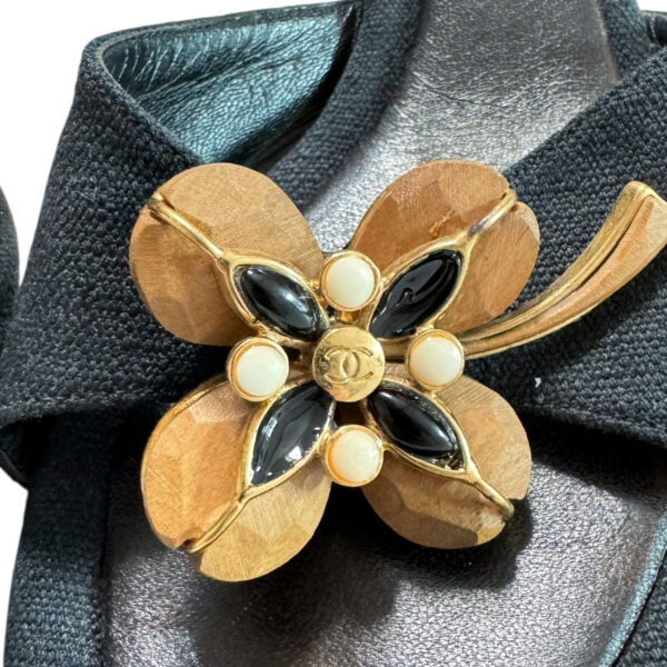 Chanel Flower Logo Linen Heels in Navy / Brown / Gold UK 3 - Image 5