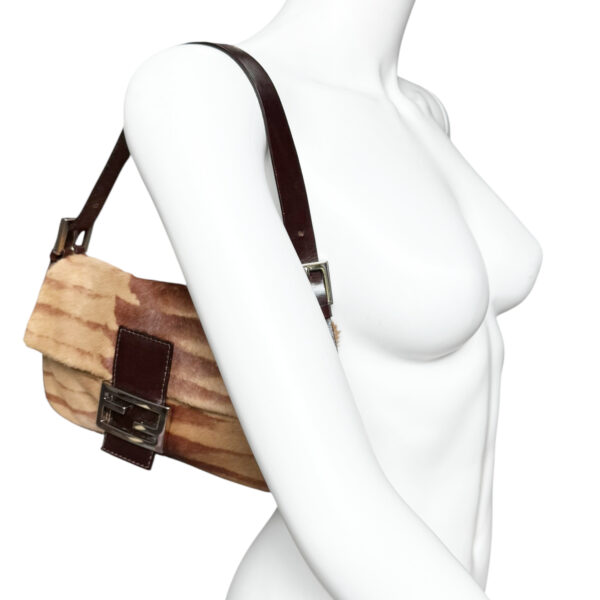 Fendi Striped Calfskin Shoulder Baguette Bag in Tan / Brown / Silver - Image 11