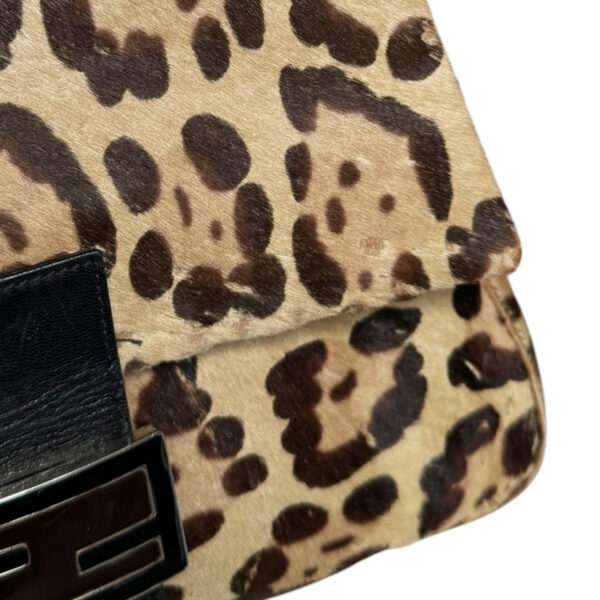 Fendi Leopard Print Calfskin Shoulder Mamma Baguette Bag in Brown / Black - Image 6