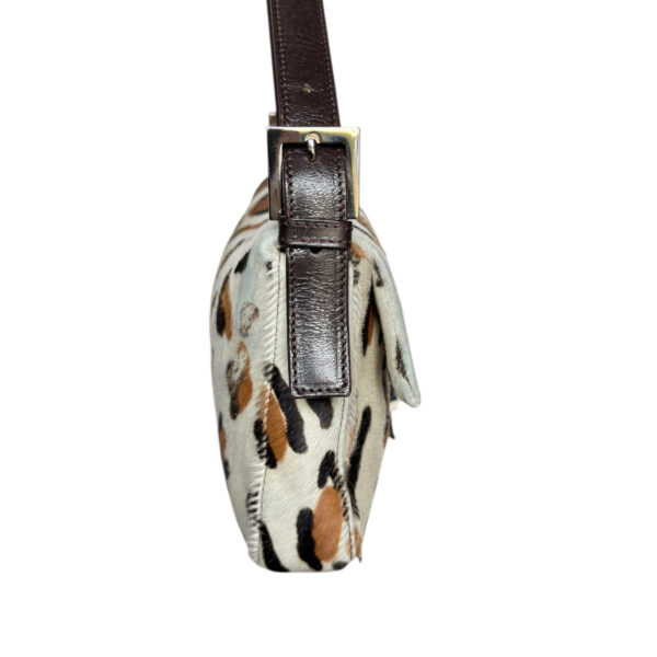 Fendi Snow Leopard Print Calfskin Shoulder Baguette Bag in White / Brown / Black - Image 3