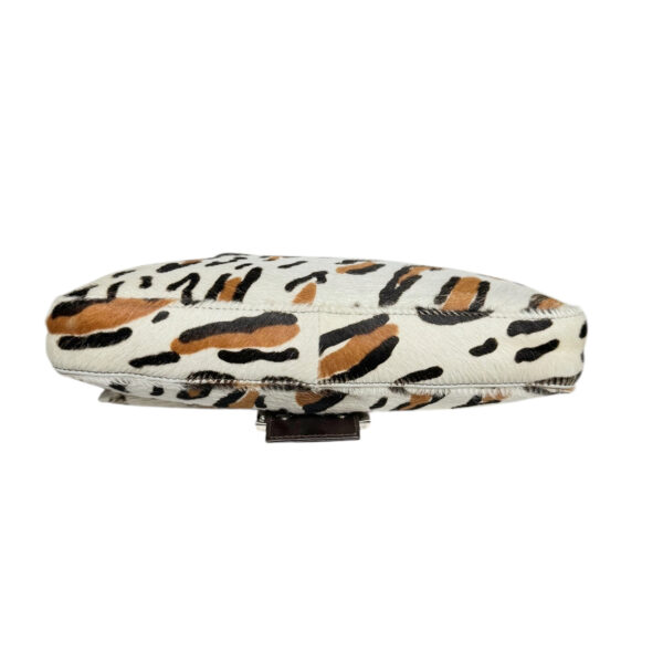 Fendi Snow Leopard Print Calfskin Shoulder Baguette Bag in White / Brown / Black - Image 5