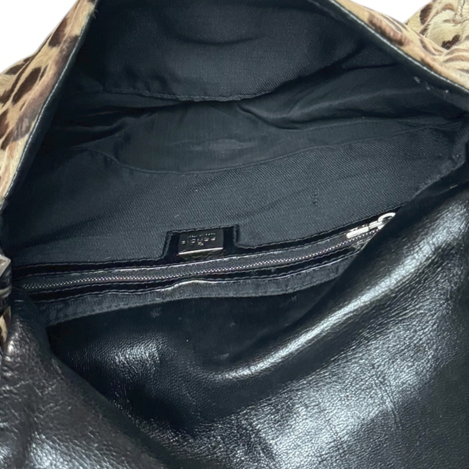 Fendi Leopard Print Calfskin Shoulder Mamma Baguette Bag in Brown / Black - Image 8