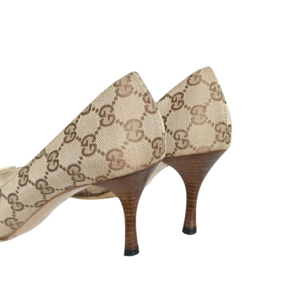 Gucci Monogram Bow Heels in Beige / Cream UK 4 - Image 3