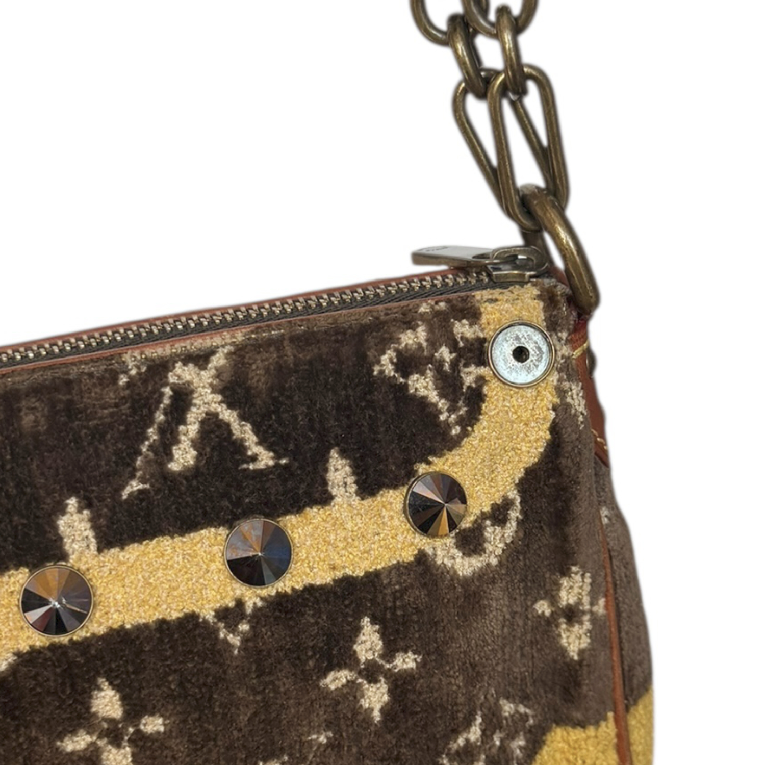 Louis Vuitton Monogram 'Trompe L'oeil' Velvet Shoulder Bag in Brown / Gold - Image 5