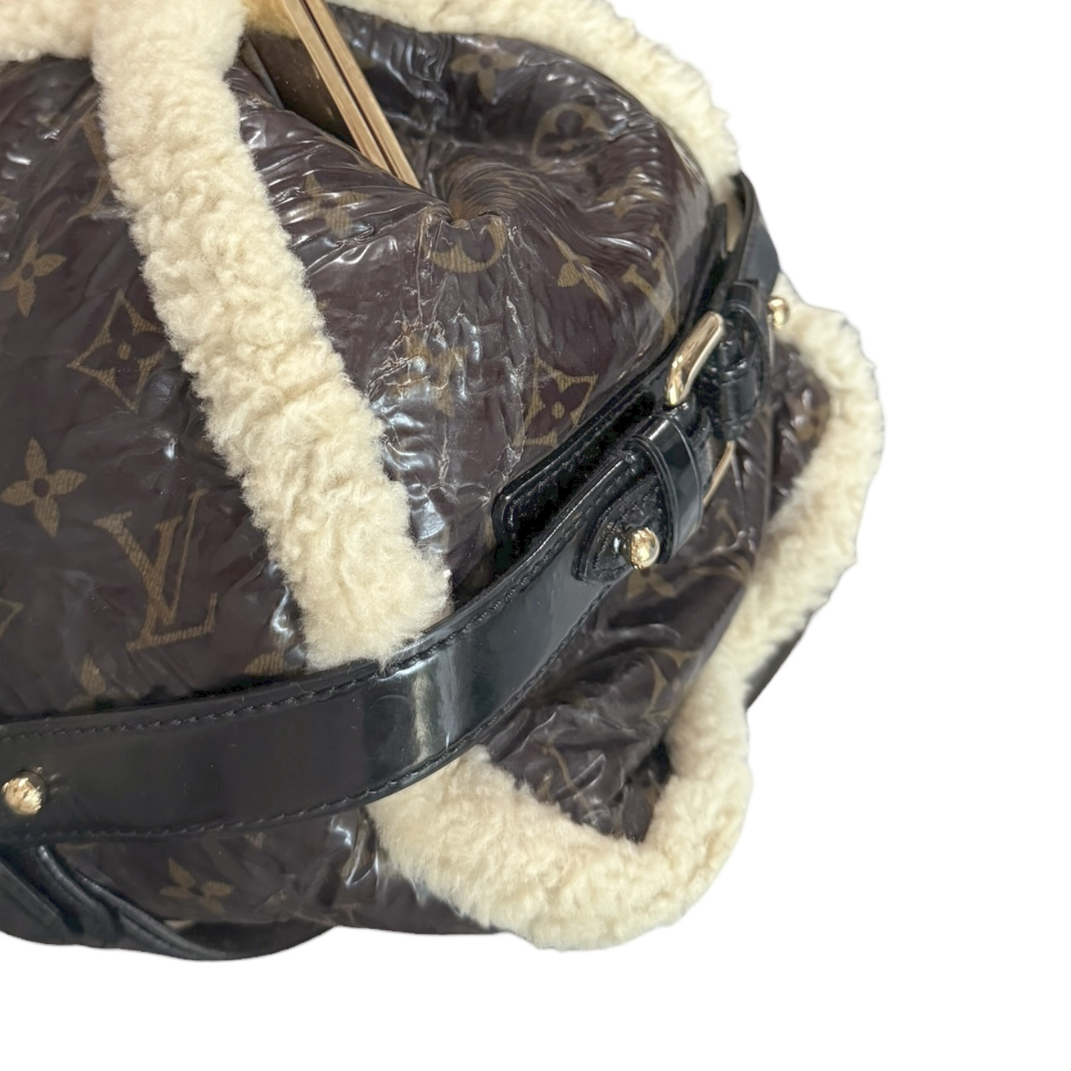 Louis Vuitton Monogram Shearling Storm Bag in Brown / Cream / Gold - Image 6