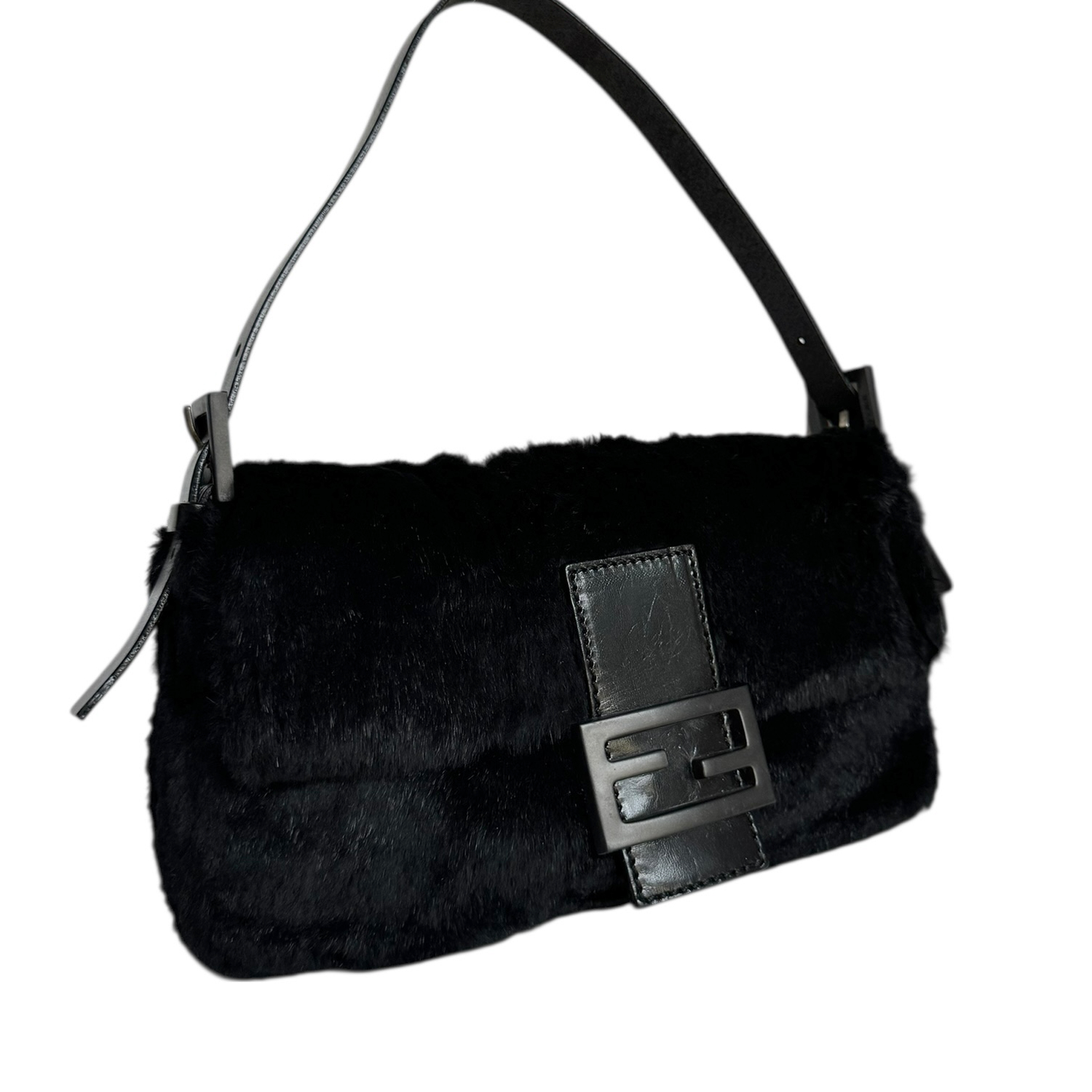 Fendi Fur Shoulder Baguette Bag in Black - Image 2