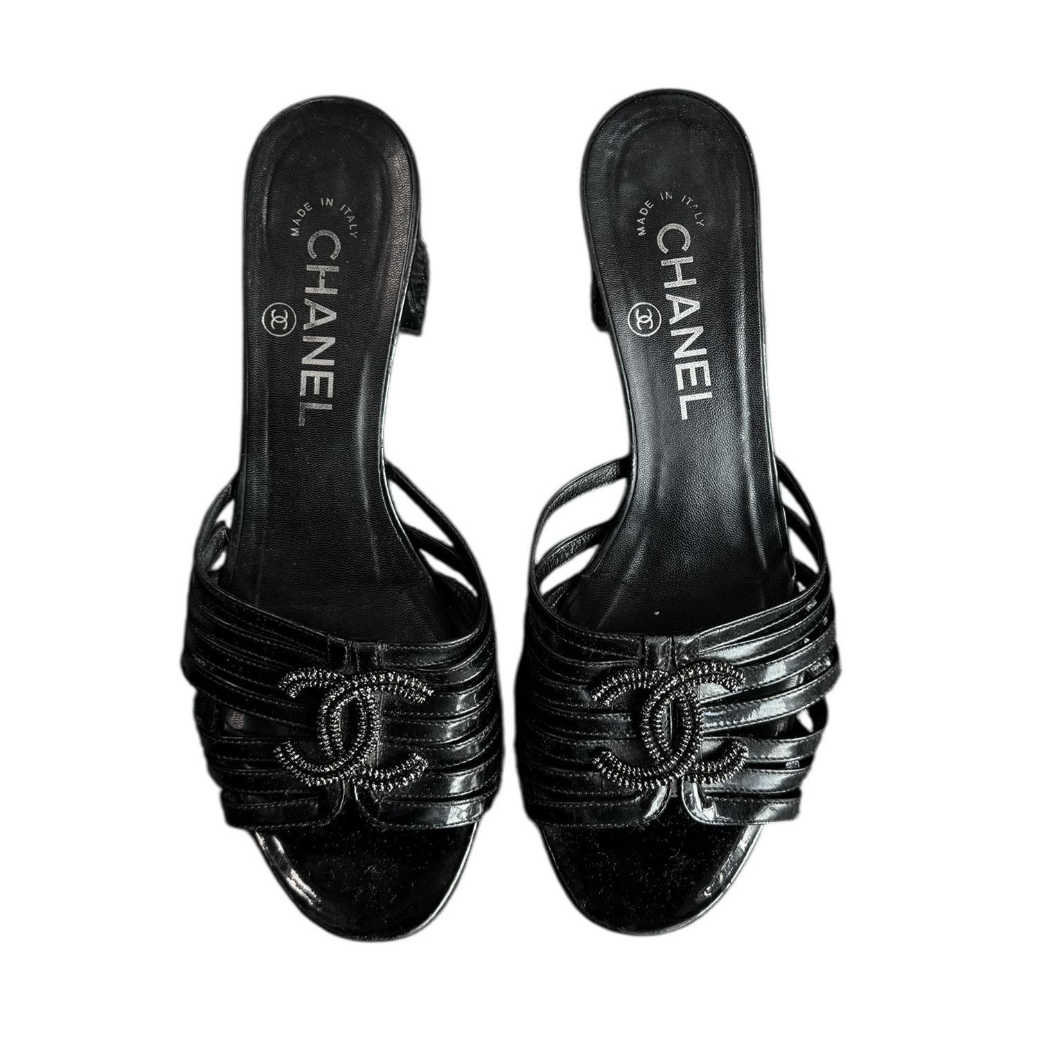 Chanel Logo Patent Sandal Heels in Black UK 3.5 - Image 4