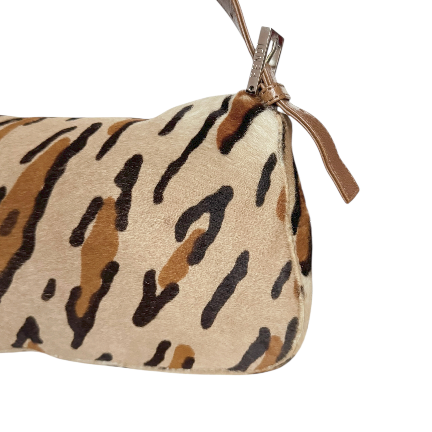 Fendi Leopard Print Calfskin Shoulder Baguette Bag in Brown / Tan - Image 6