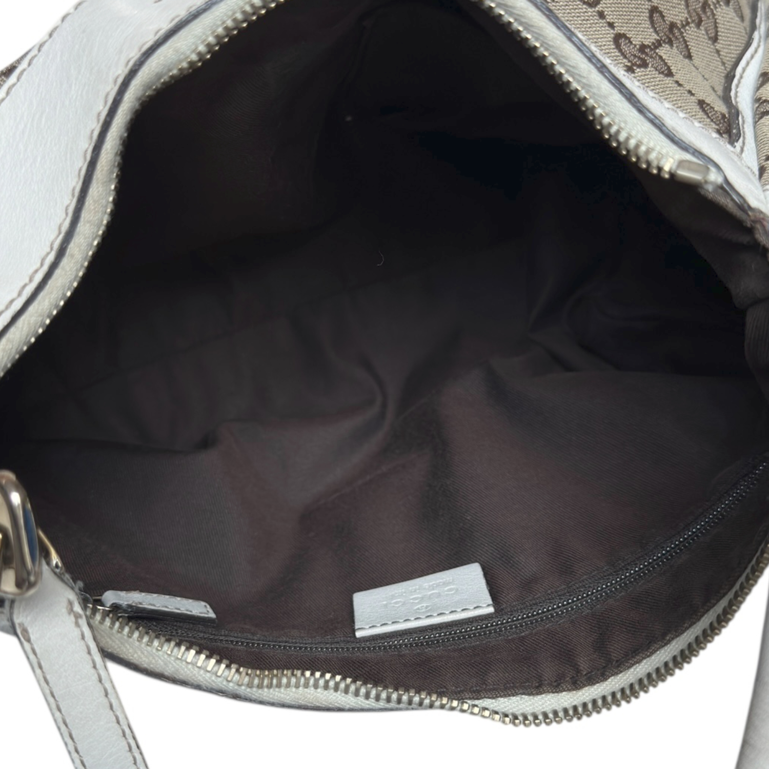 Gucci Monogram D Ring Hobo Shoulder Bag in Beige / White / Gold - Image 7