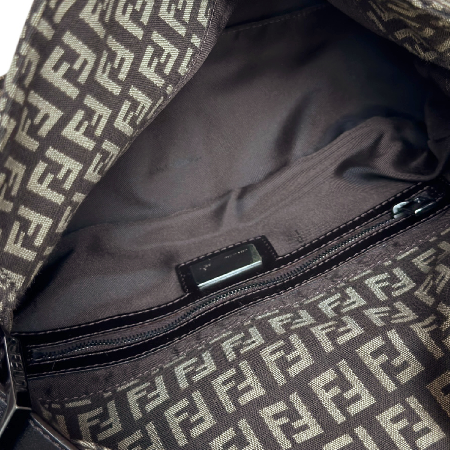 Fendi Monogram Shoulder Baguette Bag in Brown - Image 6