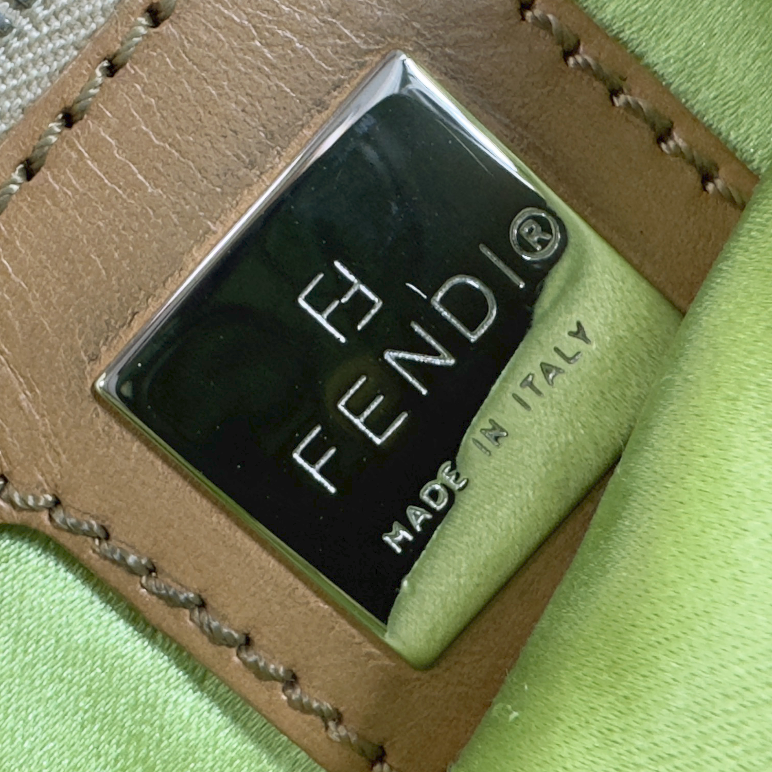 Fendi Rafia Woven Shoulder Baguette Bag in Green / Cream / Tan - Image 8