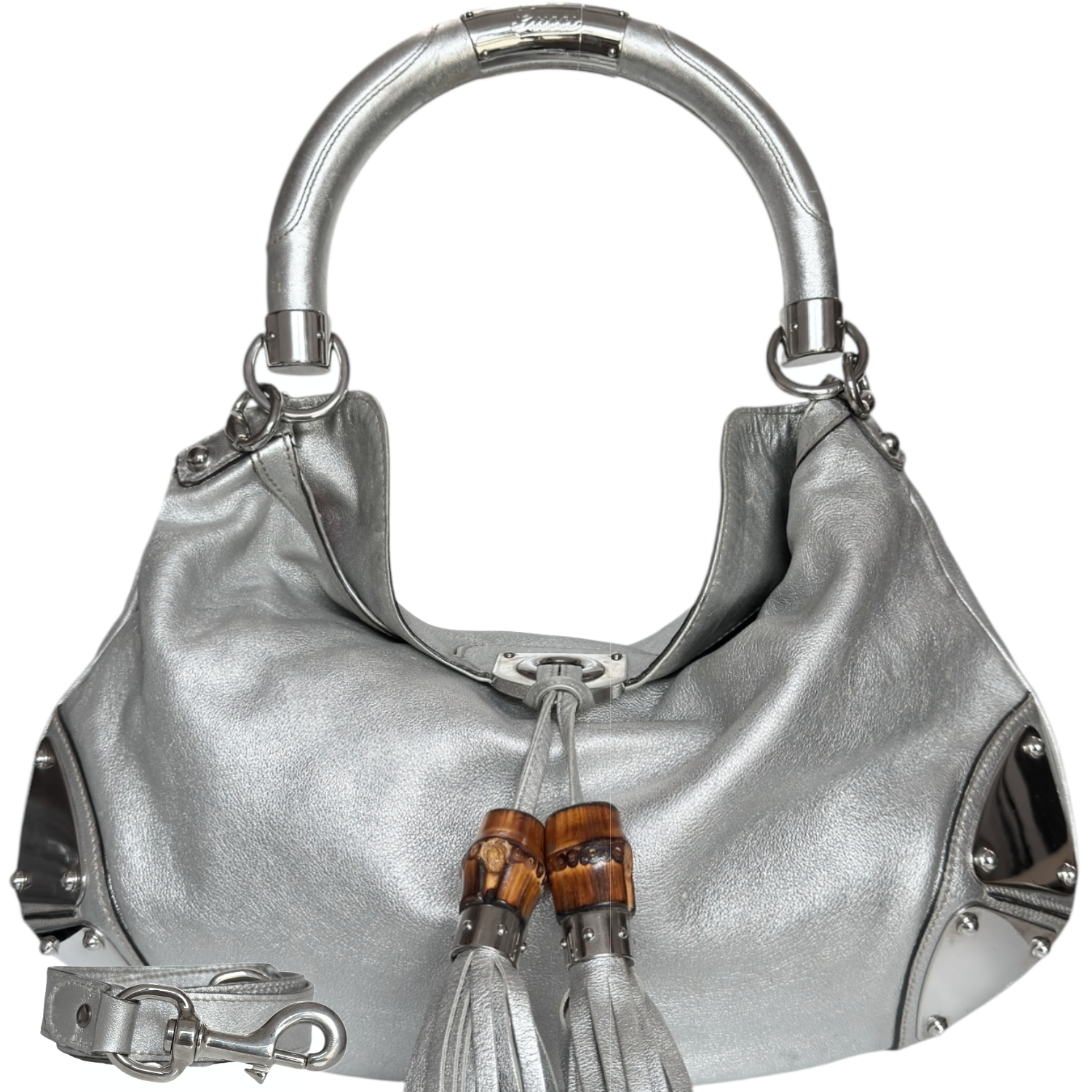 Vintage Gucci Indy Tassel Leather Hobo Shoulder Bag in Silver | NITRYL