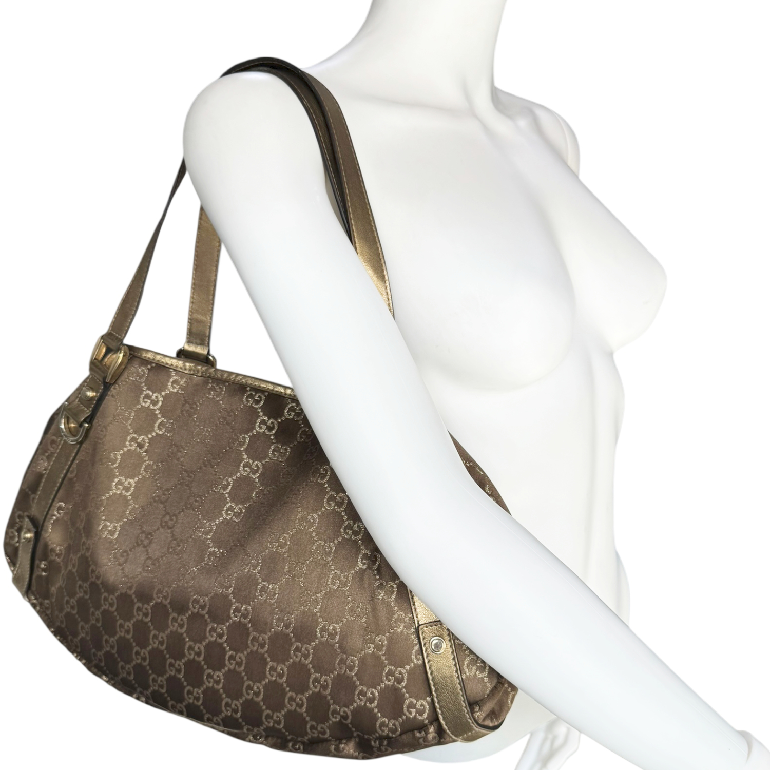 Gucci Monogram Abbey Hobo Shoulder Bag in Brown / Gold - Image 8