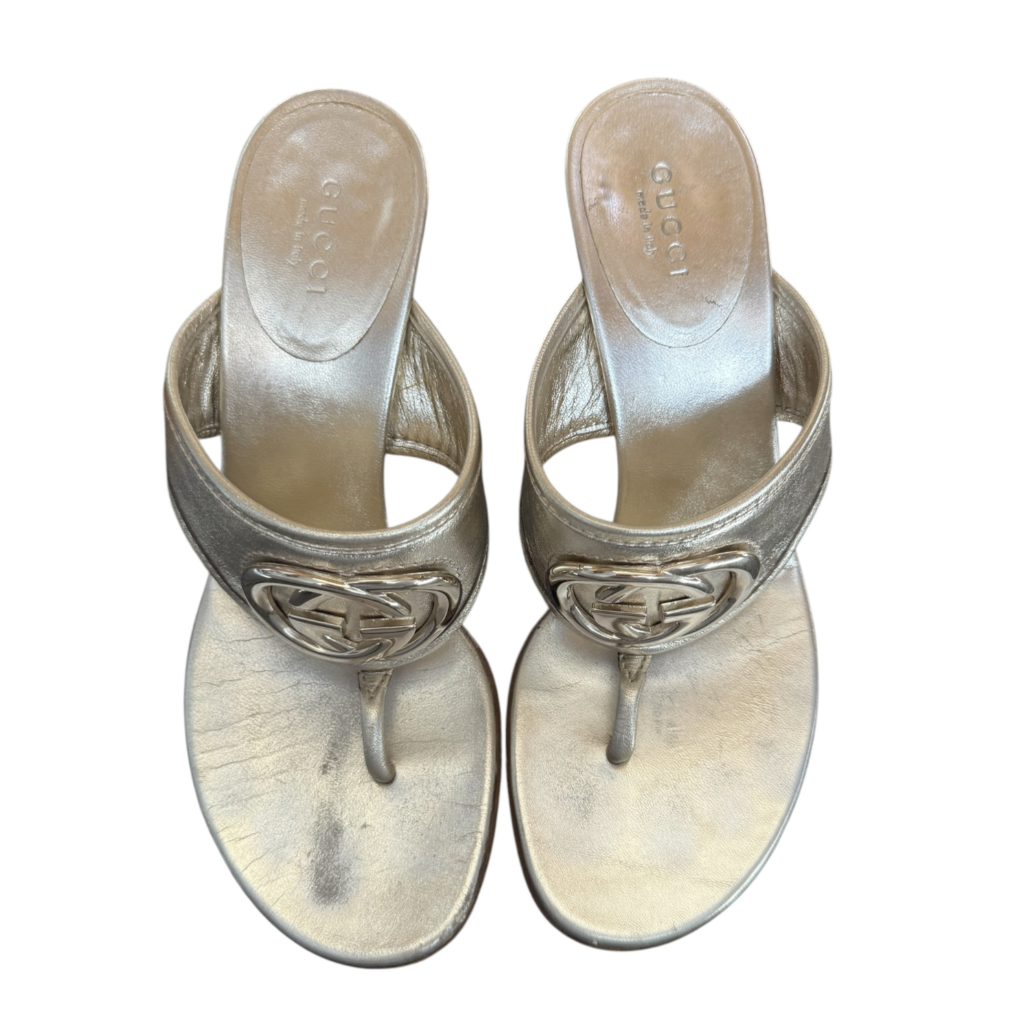 Gucci GG Logo Thong Heels in Gold UK 4 - Image 3