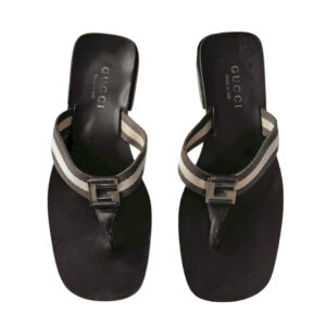 Vintage Gucci Logo Thong Flip Flop Sandals in Brown UK 4.5 | NITRYL