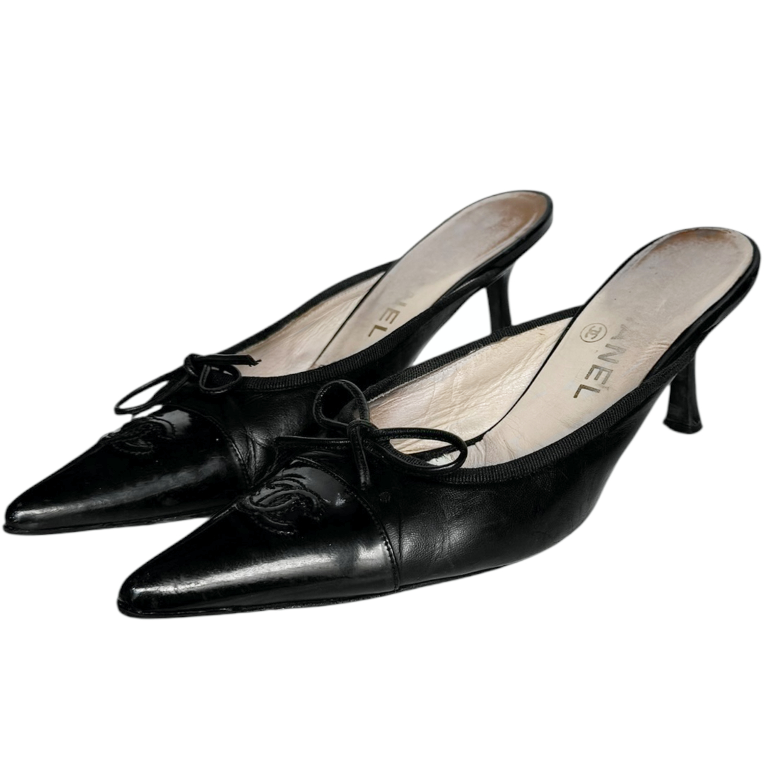 Vintage Chanel Bow Logo Mule Heels in Black UK 5 | NITRYL