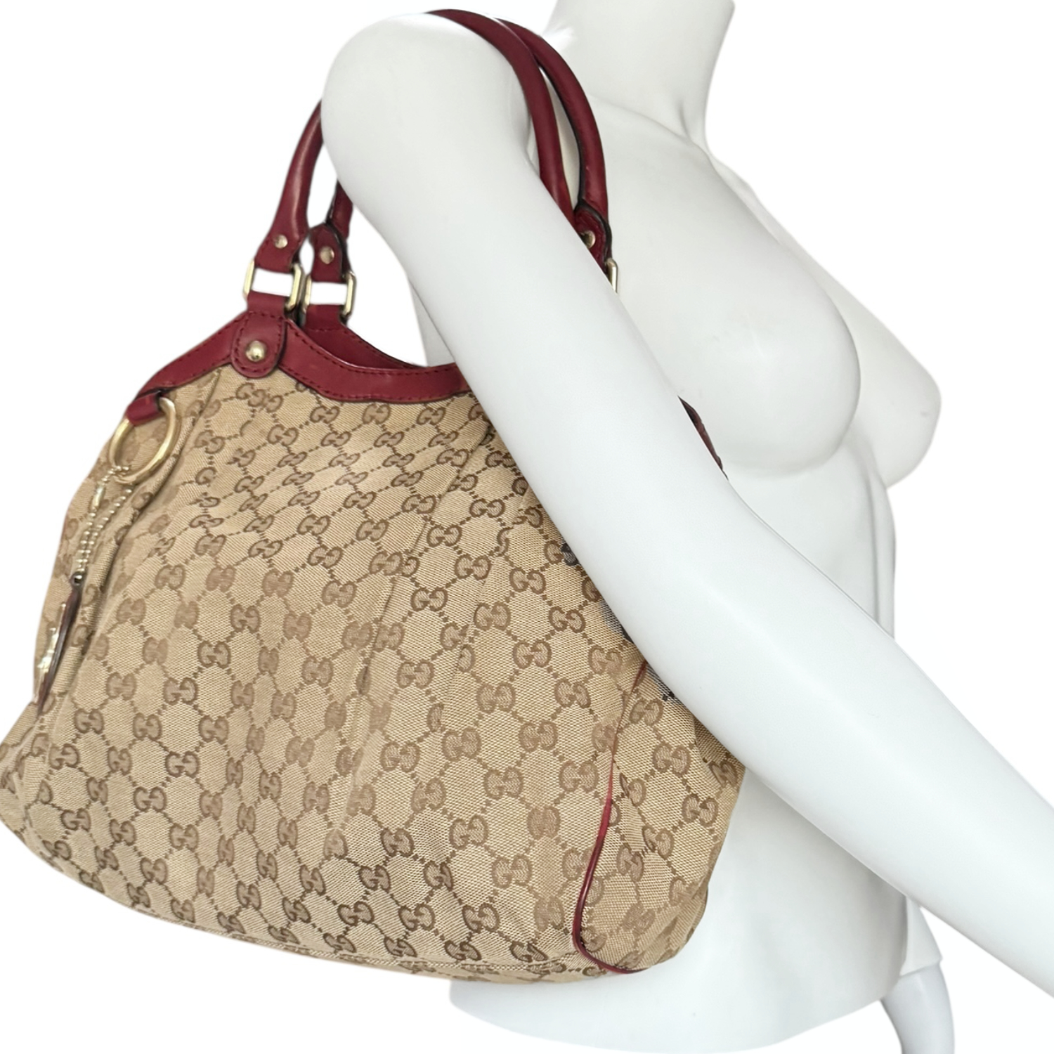 Gucci Monogram Sukey Hobo Shoulder Bag Beige / Red / Gold - Image 6